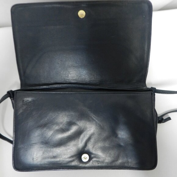 Anne Klein Calderon Vintage Quilted Leather Embroider Shoulder Bag Purse Clutch - Picture 10 of 15